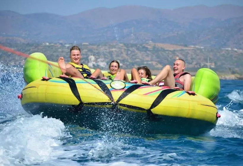 فندق Aeolos Beach Resort