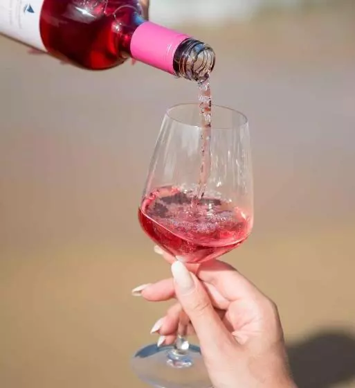 فندق Aeolos Beach Resort