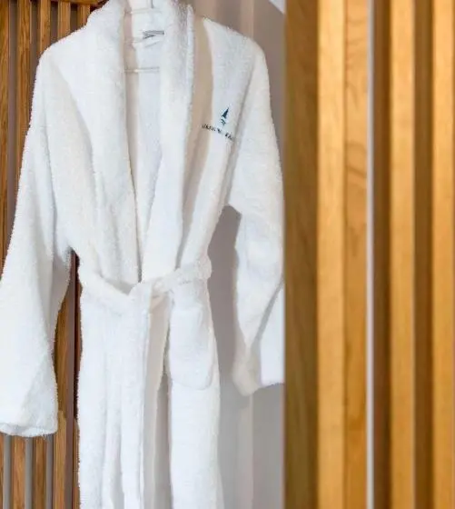 Hotelli Aeolos Beach Resort