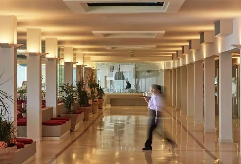 ホテル Aks Hinitsa Bay