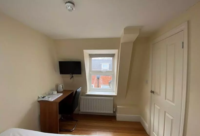 בית מלון כפרי Buckingham