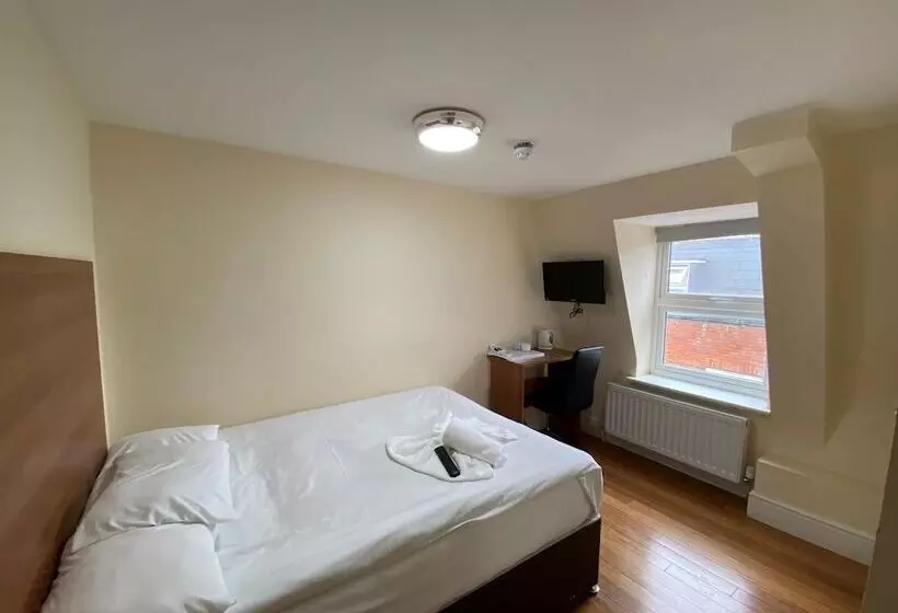 בית מלון כפרי Buckingham