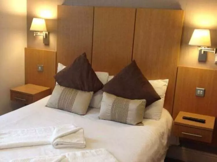 בית מלון כפרי Buckingham