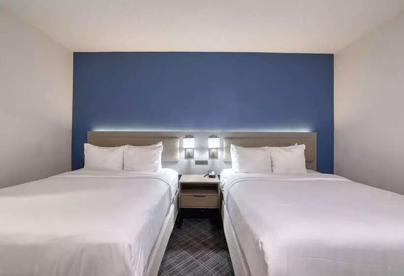 هتل Comfort Suites Milwaukee Airport