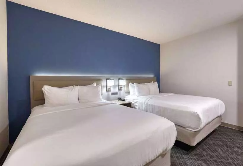 هتل Comfort Suites Milwaukee Airport