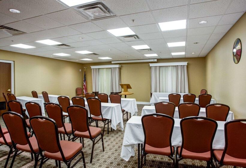 Отель Comfort Suites Ocala North