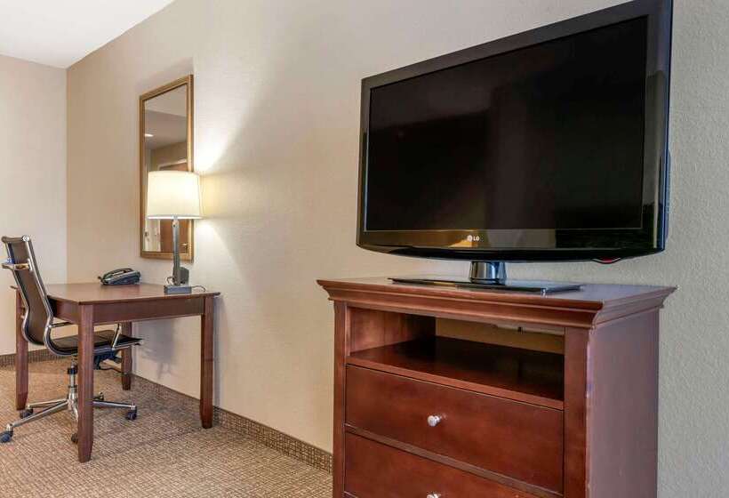 Отель Comfort Suites Ocala North