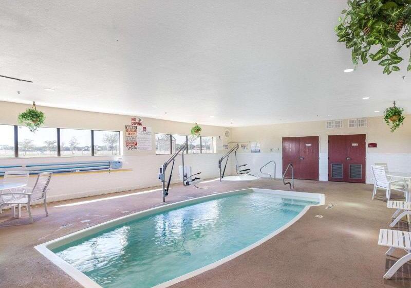 فندق Comfort Suites Plainview