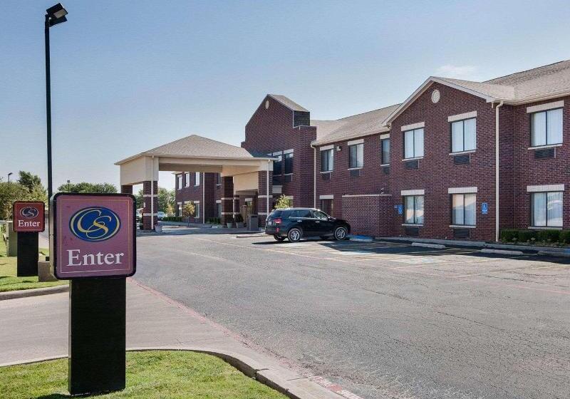 فندق Comfort Suites Plainview