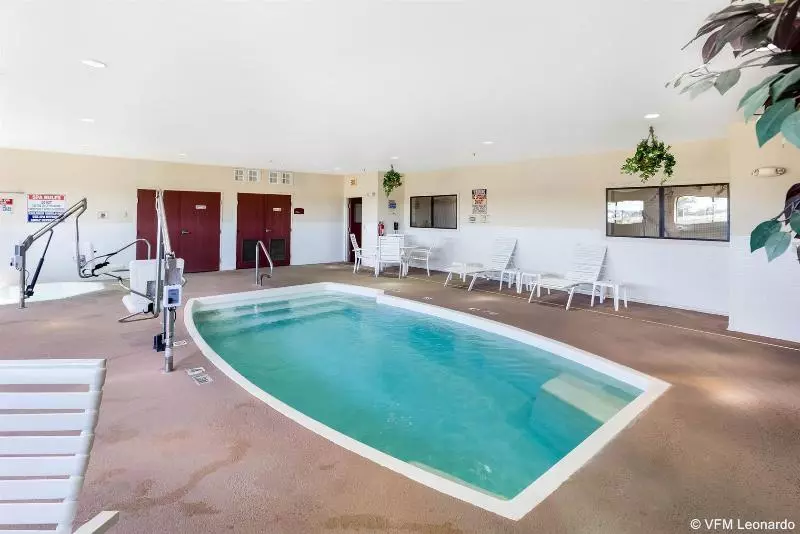 Otel Comfort Suites Plainview