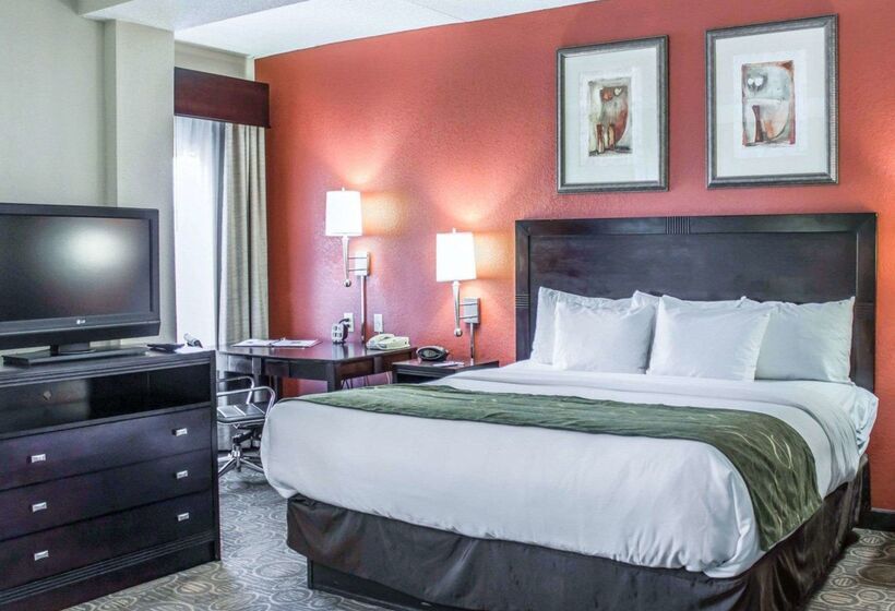 فندق Comfort Suites Regency Park