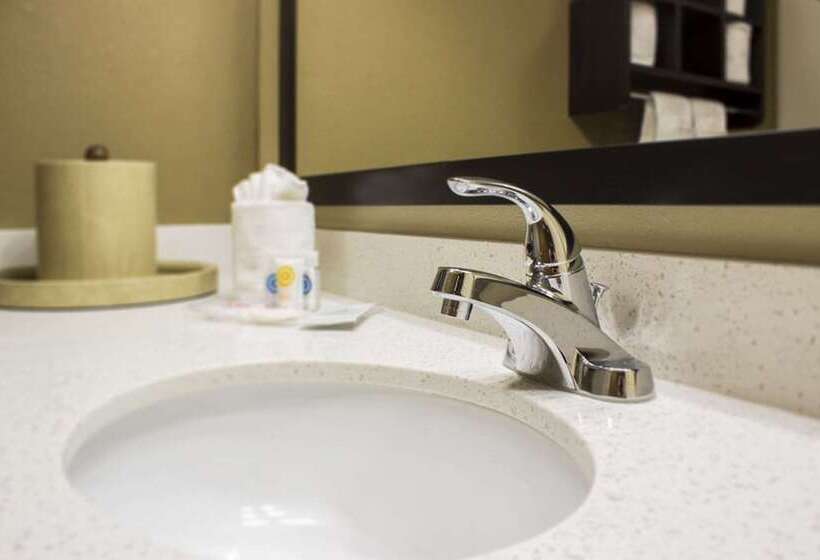 فندق Comfort Suites Regency Park