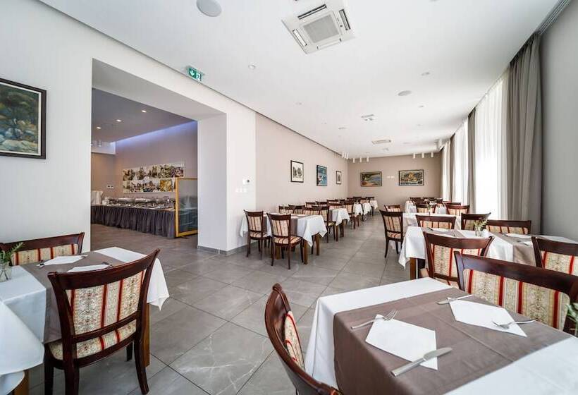 ホテル Continental