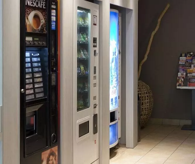 Cyan Hotel   Roissy Villepinte Parc Des Expositions