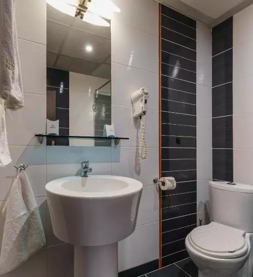 Hotel Ego   Free Parking   Top Central Location