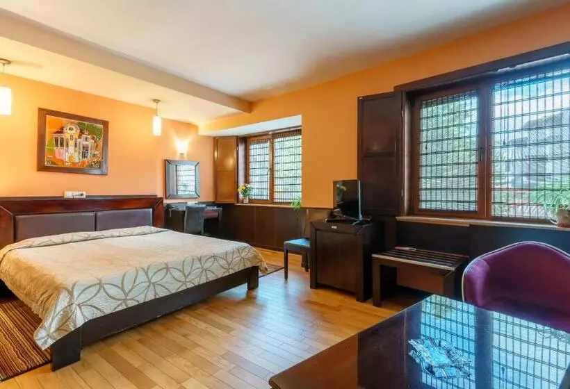 Hotel Ego   Free Parking   Top Central Location