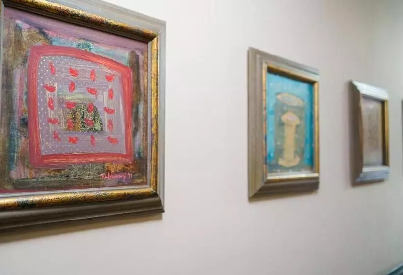 Hotel Ego   Free Parking   Top Central Location