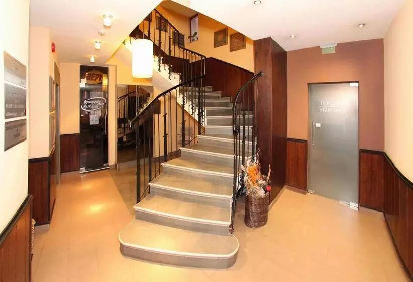 Hotel Ego   Free Parking   Top Central Location