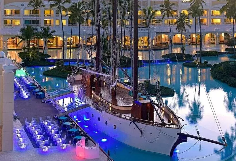 ホテル JOIA Bávaro by Iberostar