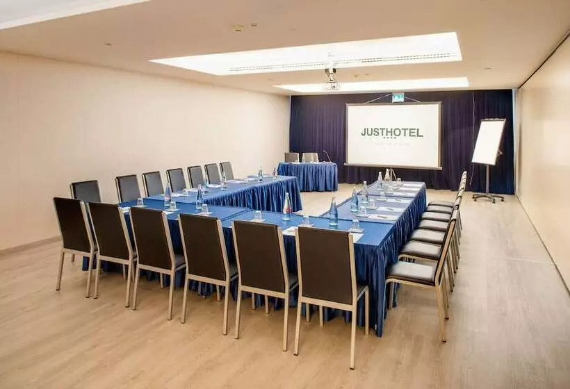 Just Hotel Lomazzo Fiera