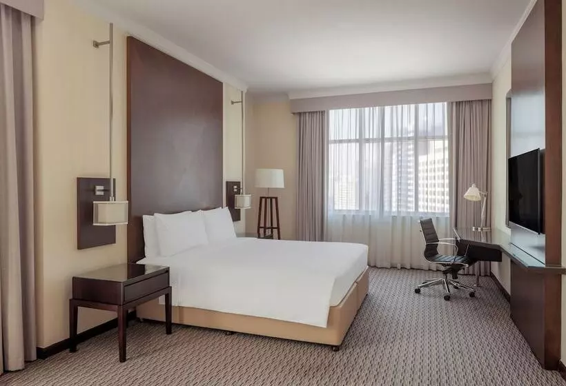 هتل Media Rotana Dubai