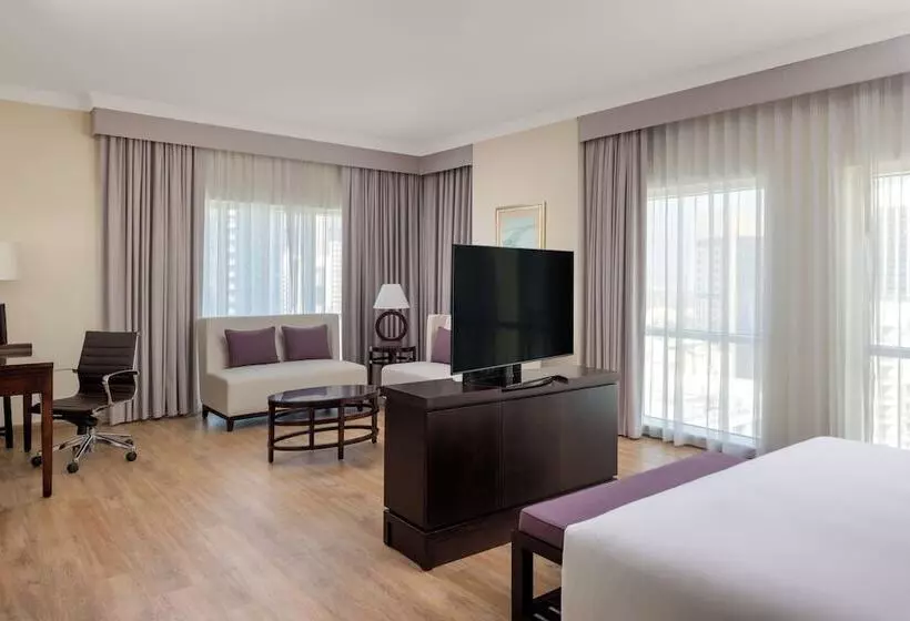 هتل Media Rotana Dubai