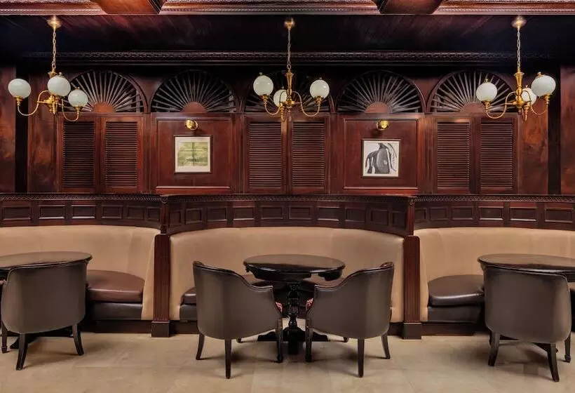 هتل Media Rotana Dubai