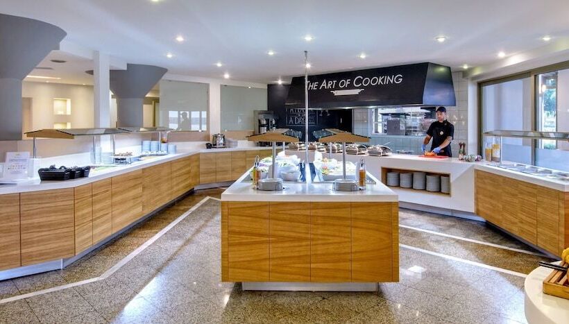 فندق Neptuno Beach