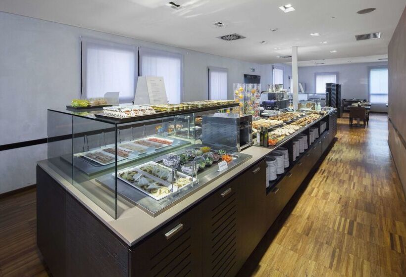 호텔 NH Milano Fiera