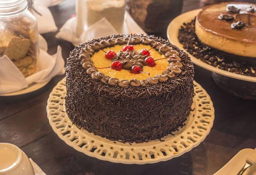 هتل Pousada Tabapitanga