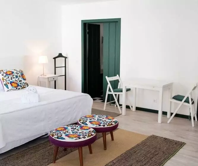 Отель Quinta Da Praia Das Fontes