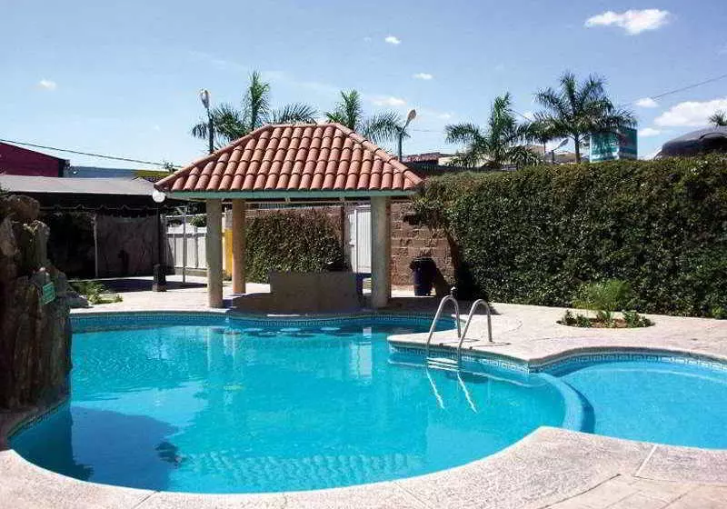 Szálloda San Andres Hermosillo