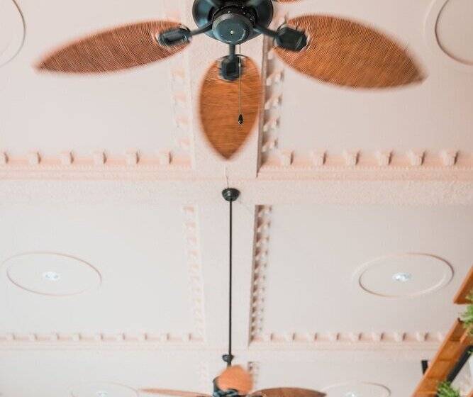 فندق Sandalay Resort