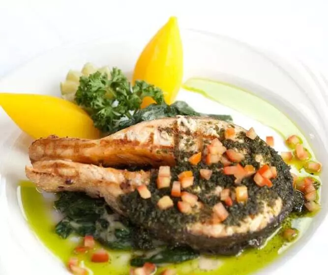 فندق Sandalay Resort