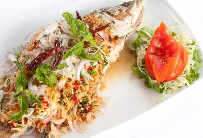 فندق Sandalay Resort