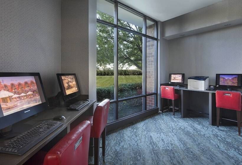 فندق Sheraton Suites Philadelphia Airport