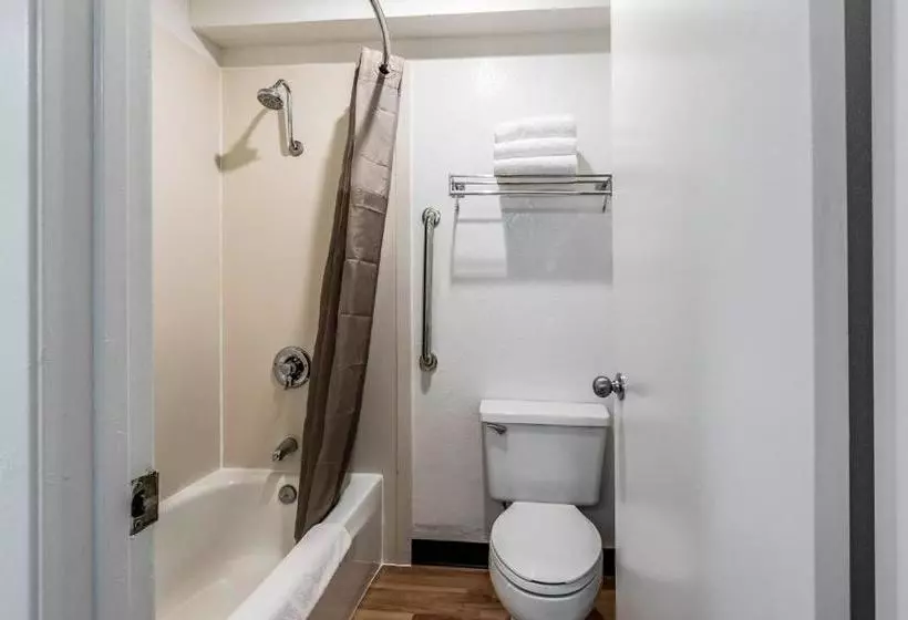 هتل Studio 6 Anaheim, Ca