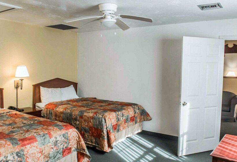 酒店 Suburban Studios Tallahassee Near University