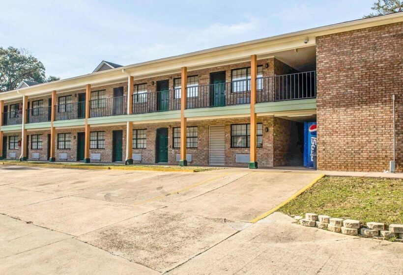 酒店 Suburban Studios Tallahassee Near University