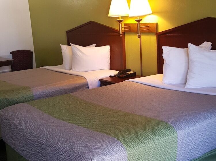 酒店 Suburban Studios Tallahassee Near University