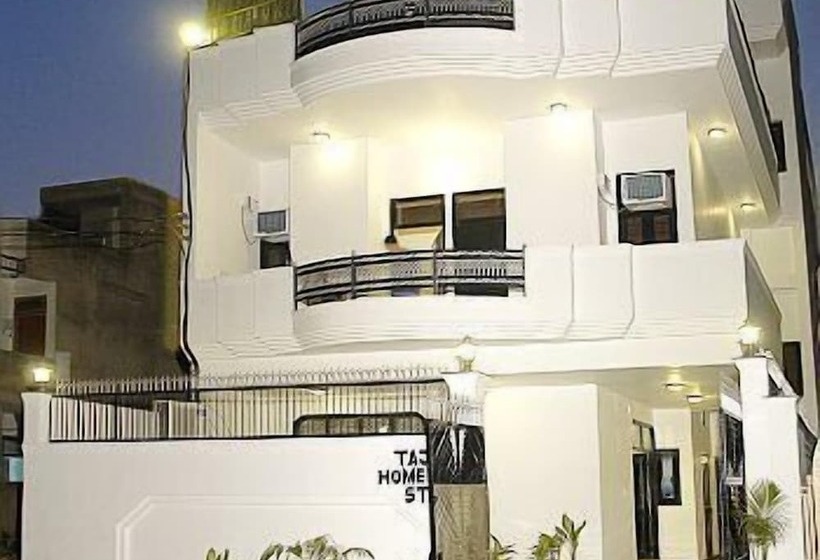 בית מלון כפרי Taj Homestay