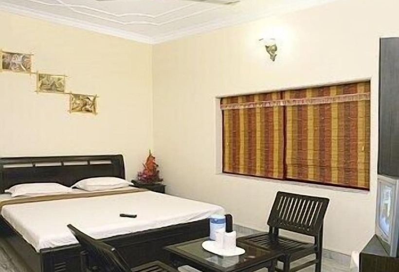 בית מלון כפרי Taj Homestay