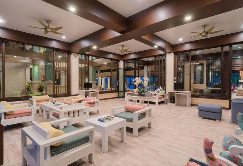 בית מלון כפרי The Briza Beach Resort, Khao Lak Sha Extra Plus