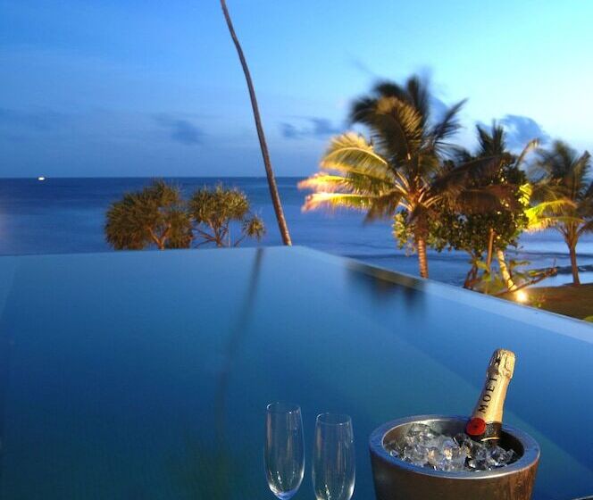 酒店 The Fortress Resort & Spa