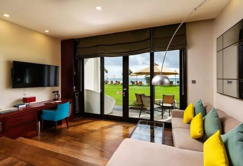 Szálloda The Fortress Resort & Spa