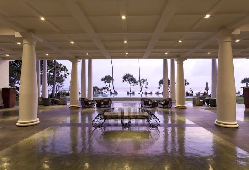 酒店 The Fortress Resort & Spa