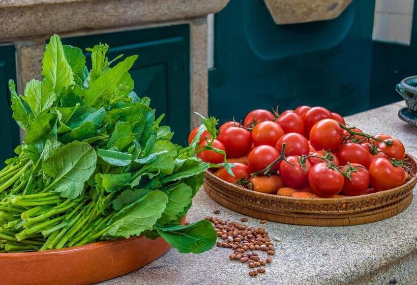 Paço De Calheiros Turismo De Habitação