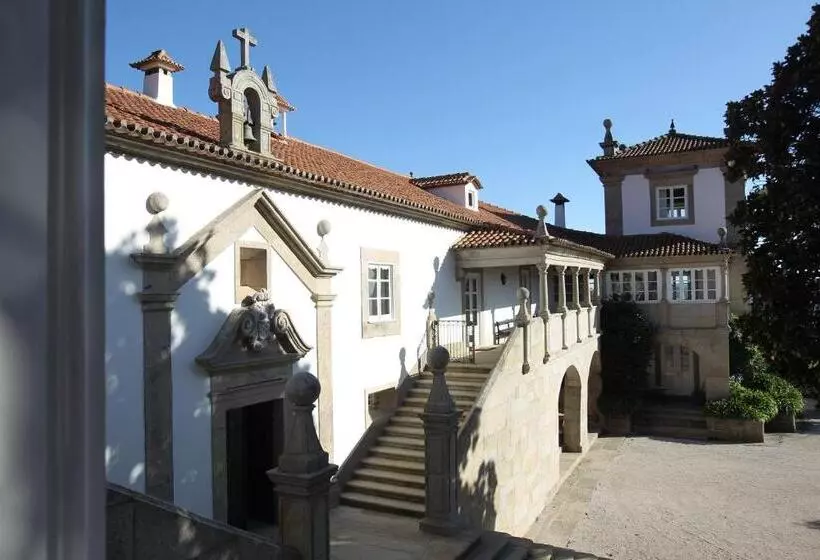 Paço De Calheiros   Turismo De Habitação
