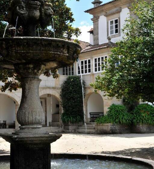 Paço De Calheiros Turismo De Habitação