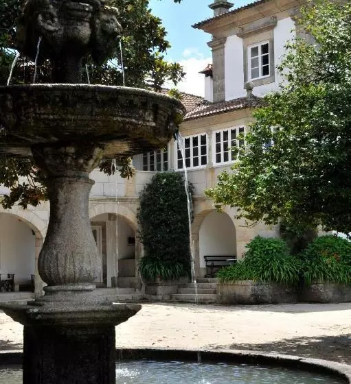 Paço De Calheiros   Turismo De Habitação